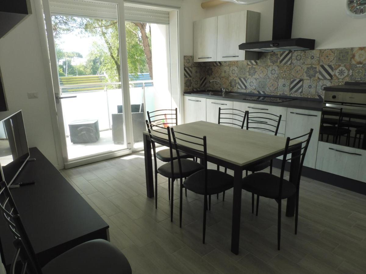 Residence Caorle App. N. 5 Bagian luar foto